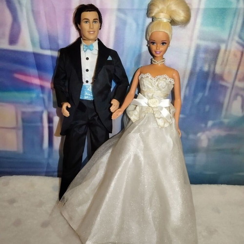 Wedding Day Barbie (1997) and Classic Groom Wedding Day Ken (1997) dolls
