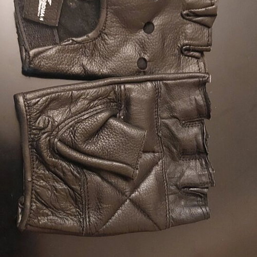 Gloves like new
