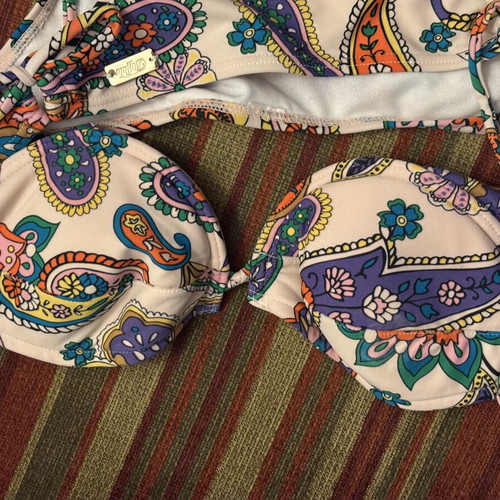 Set bikini like new, colorful, sizes XS-S