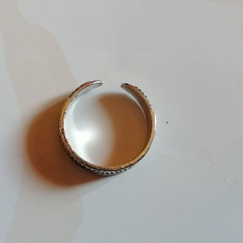 925 Silver Toe Ring with Linear Embossed Designs new