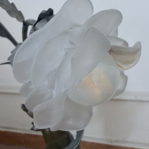 Vintage angel lamp with rose like new