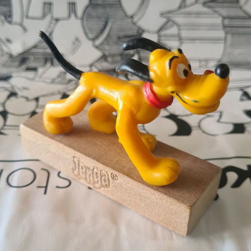 Pluto figure used vintage Disney 80s Hong Kong