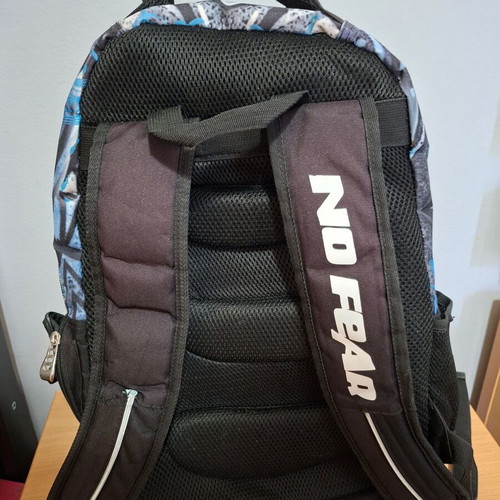 No Fear backpack in black and blue, like new, 4 front and 2 side pockets
