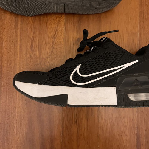 Nike Airmax Shoes like new, size 41, black and white