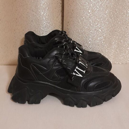 Covaleri athletic platform shoes used, size 38, black with clips