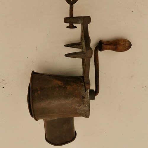 Small grinder machine used, vintage 1930