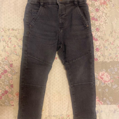 2 Zara jeans for boy 92, like new, black and yellow