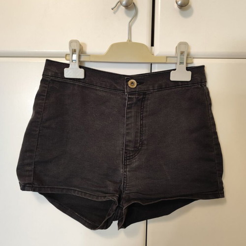 Τζιν σορτσάκι Pull & Bear μεταχειρισμένο, ψηλομέσο, μέγεθος EUR 32