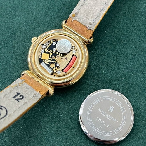 Saint Honore watch like new, black and gold