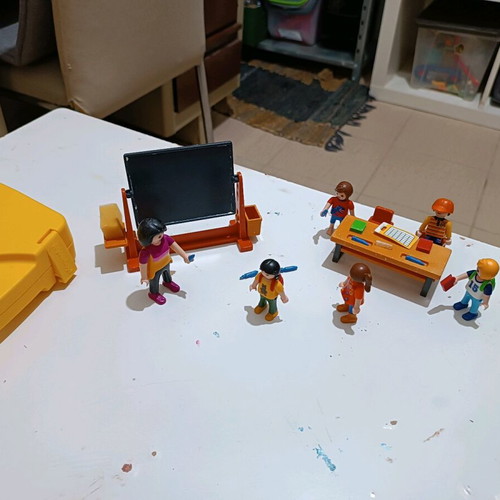 Playmobil elementary school classroom like new
