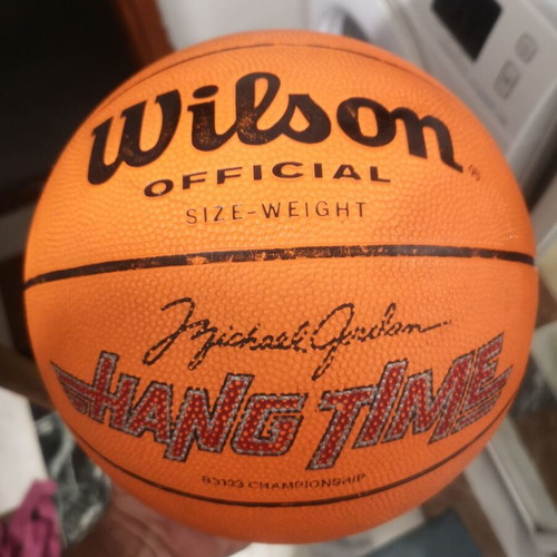 Wilson Hang Time Michael Jordan μπάλα μπάσκετ μεταχειρισμένη, αυθεντική 90s