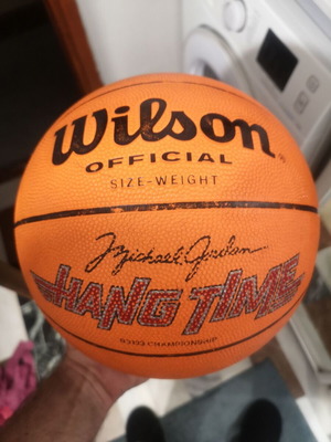 Μπάλα μπάσκετ Wilson Hang Time Michael Jordan μεταχειρισμένη, αυθεντική