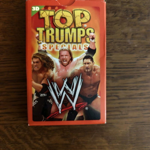 WWE cards collectible pack of 30 like new, 2009 edition