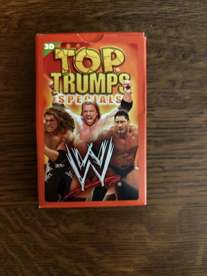WWE cards collectible pack of 30 like new, 2009 edition