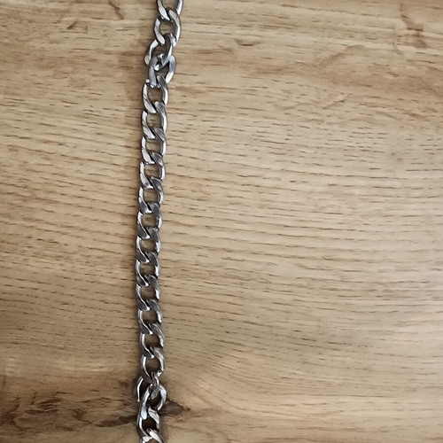 Curb-link chain silver toned used