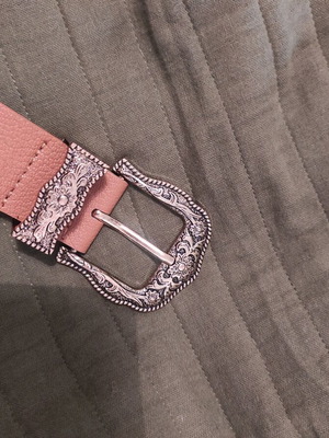 Leather belt like new small size brown