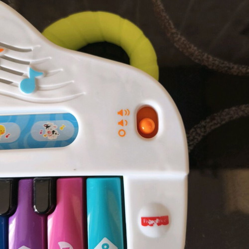 Fisher-Price Educational Piano like new, colorful for babies and toddlers