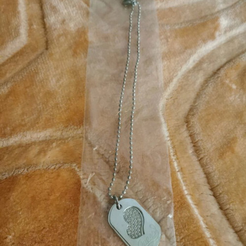 Guess necklace new, silver