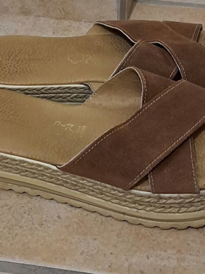 Leather flatform sandals, size 38, beige and brown
