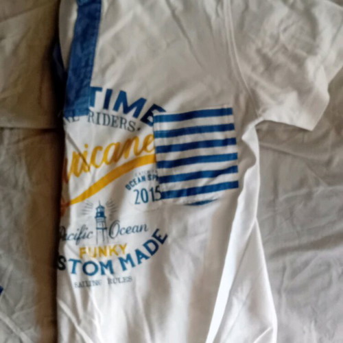 Set of 5 boys' T-shirt shirts age 10 like new, Mango