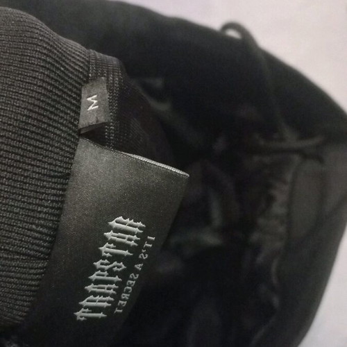 Trapstar shorts black authentic like new, size M