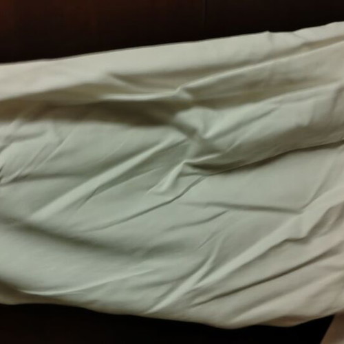 Benissimo crop shirt with balloon sleeve, pleats and pads like new