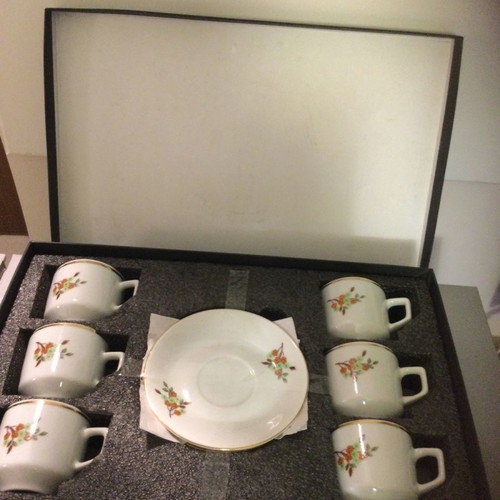 Coffee set new in box, unused