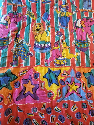 Children's quilt used with circus prints 220×150 cm