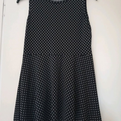 Elastic blouse black polka dot new size S