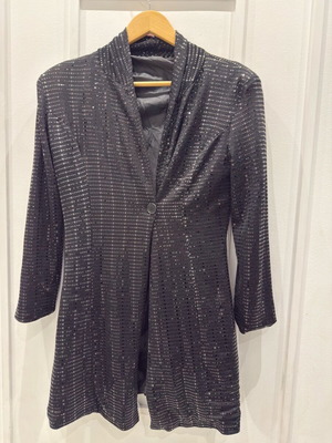 Women's black jacket with sequins and shoulder pads New Company new