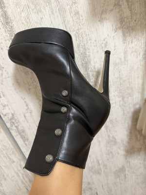 Leather ankle boots used, 10cm high heel, Mytilakis