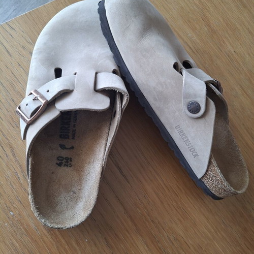 Birkenstock clogs like new, size 40, beige