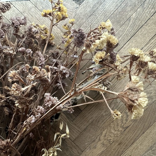 Dried flowers used