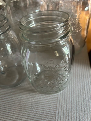 Glass food storage bottles like new, pack of 15
