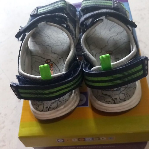 A.L.E. Anatomical Boys' Sandals Size 33 Like New Blue