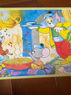 Tom and Jerry puzzle 104 pieces complete