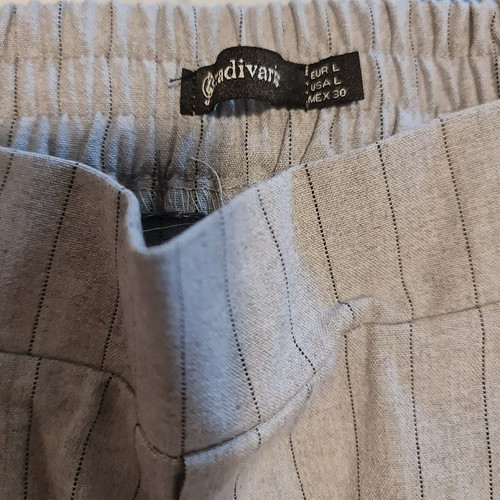 Stradivarius women's pants Large like new
