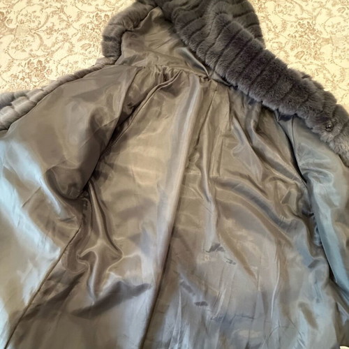 Grey fur coat like new, size M