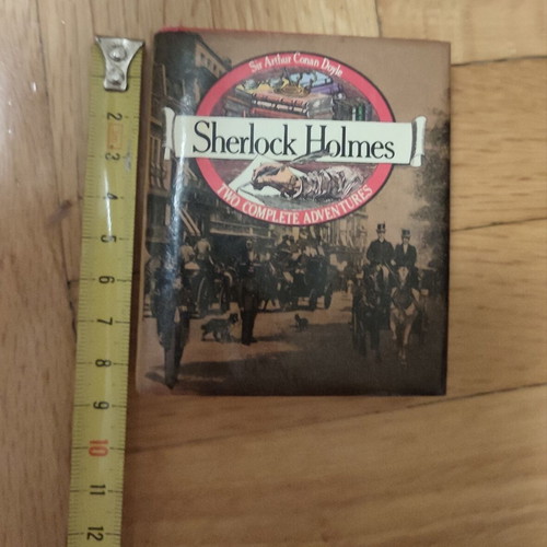 Sherlock Holmes mini book used, 1989, English