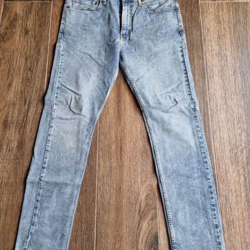Levi's men 510 slim light blue jeans like new size 34x32