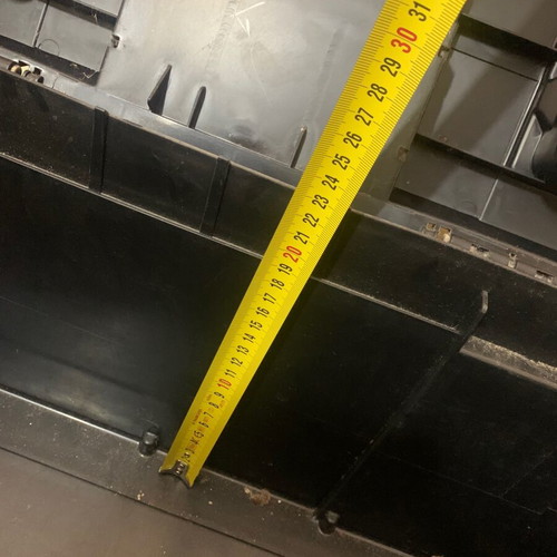 Large plastic toolbox like new with removable compartments