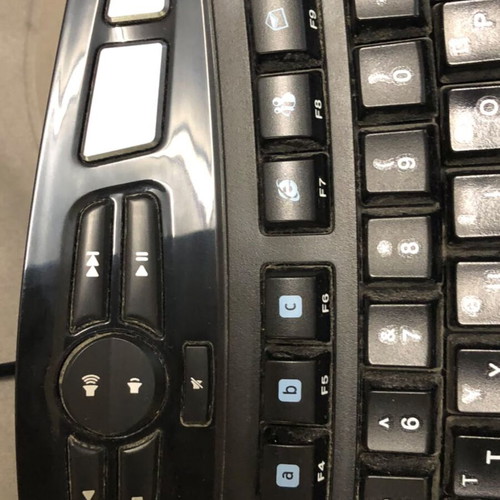 Logitech Wave Ergonomic Wired Keyboard with Greek Layout and Multimedia Keys like new
