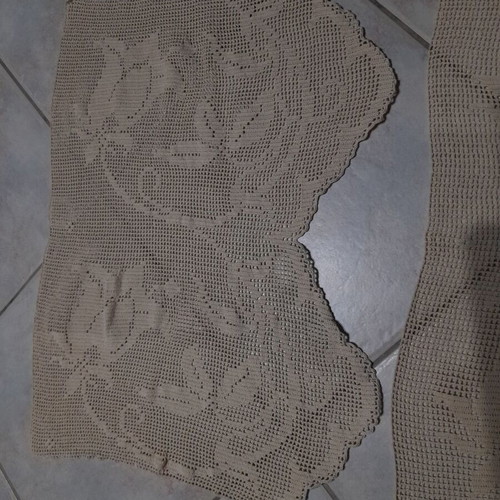 Handmade beige lace set of 2, like new