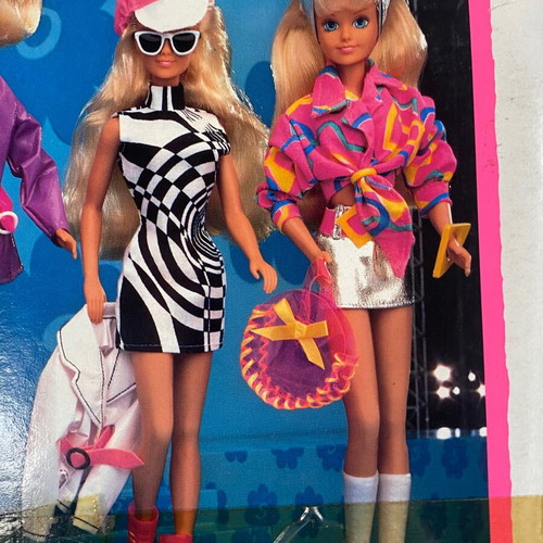 Hasbro Sindy Fashions Groovy Collection outfit with accessories 1991 new
