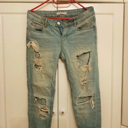 Calliope ripped faded jeans size XS used, loose fit