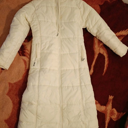 Cherokee long white jacket Large like new