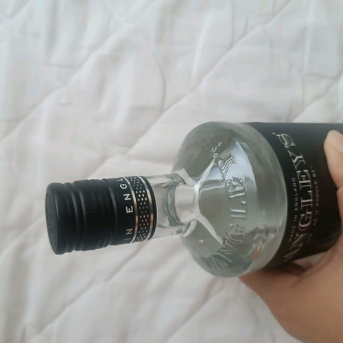 Langley's London Dry Gin new, unopened