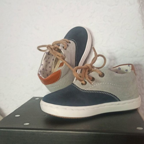 Baby Walker 21 shoes new in box