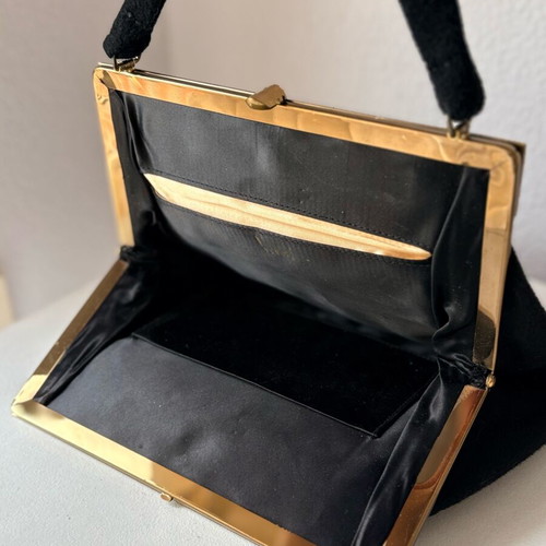 Vintage velvet bag like new, black handbag