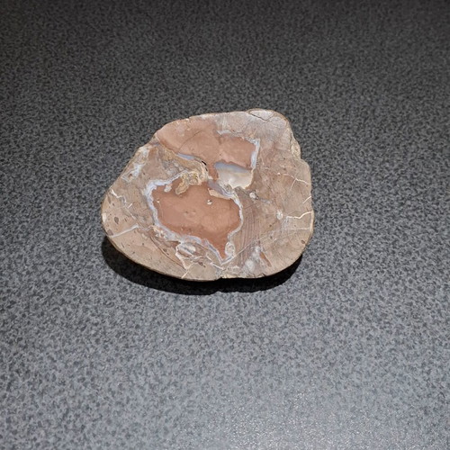 Thunderegg Agate half nodule polished, like new, 11.5 cm